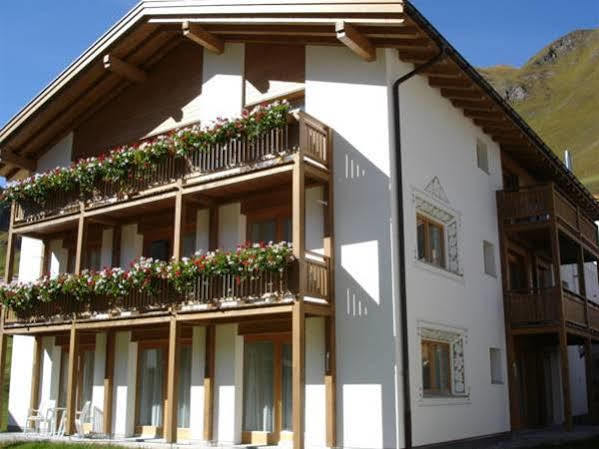 Arch San Martin Hotel Samnaun Buitenkant foto